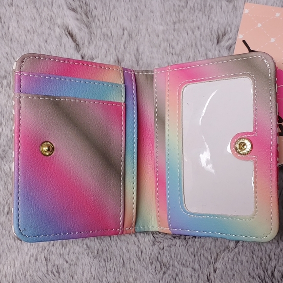 NWT Betsey Johnson LUV snap wallet card ID holder rainbow heart LBMONEYG - Picture 6 of 8